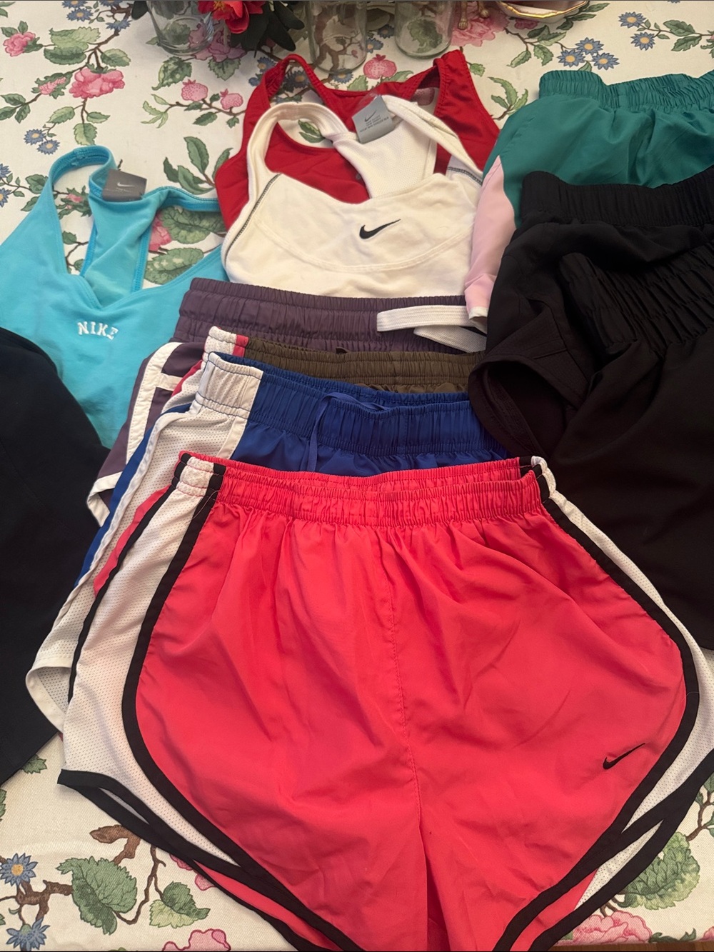 Huge Nike/workout bundle